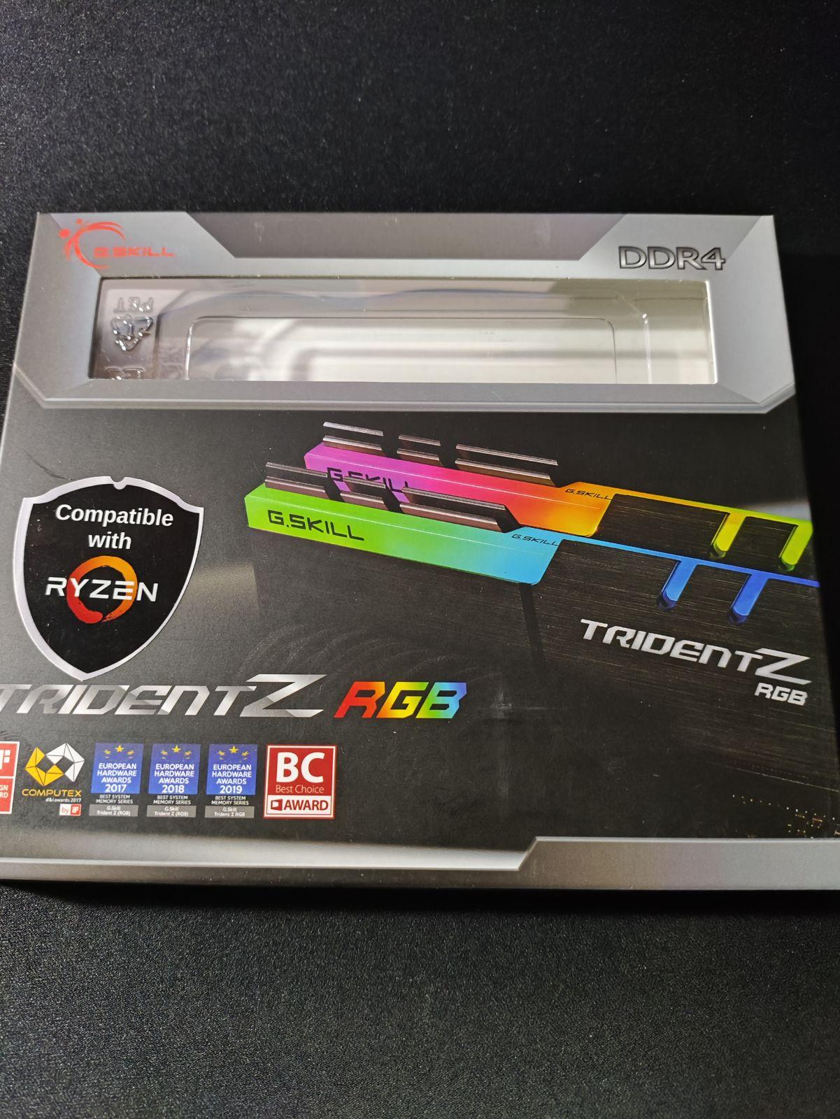 G.Skill Trident Z RGB 32 GB (2x 16 GB) DDR4 3200 MHz CL16