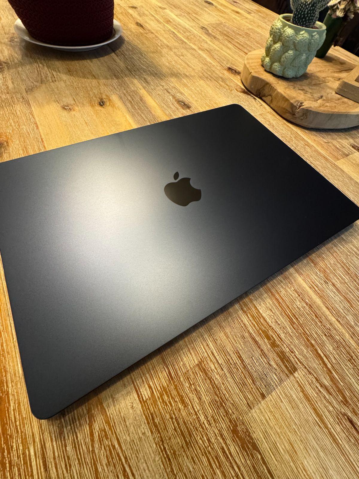 Apple MacBook Air M4 15-inch (2025) Midnight 16GB/256GB (MW1L3FN/A